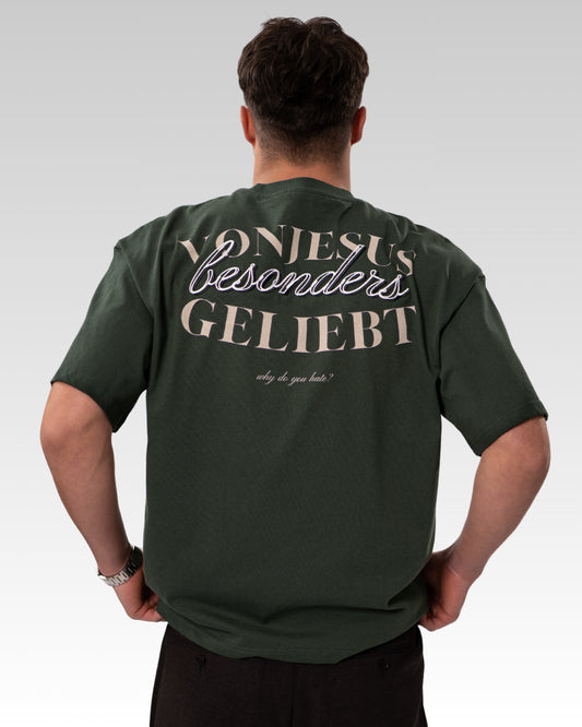 BESONDERS GELIEBT BOXED FIT T-SHIRT GREEN (UNISEX)