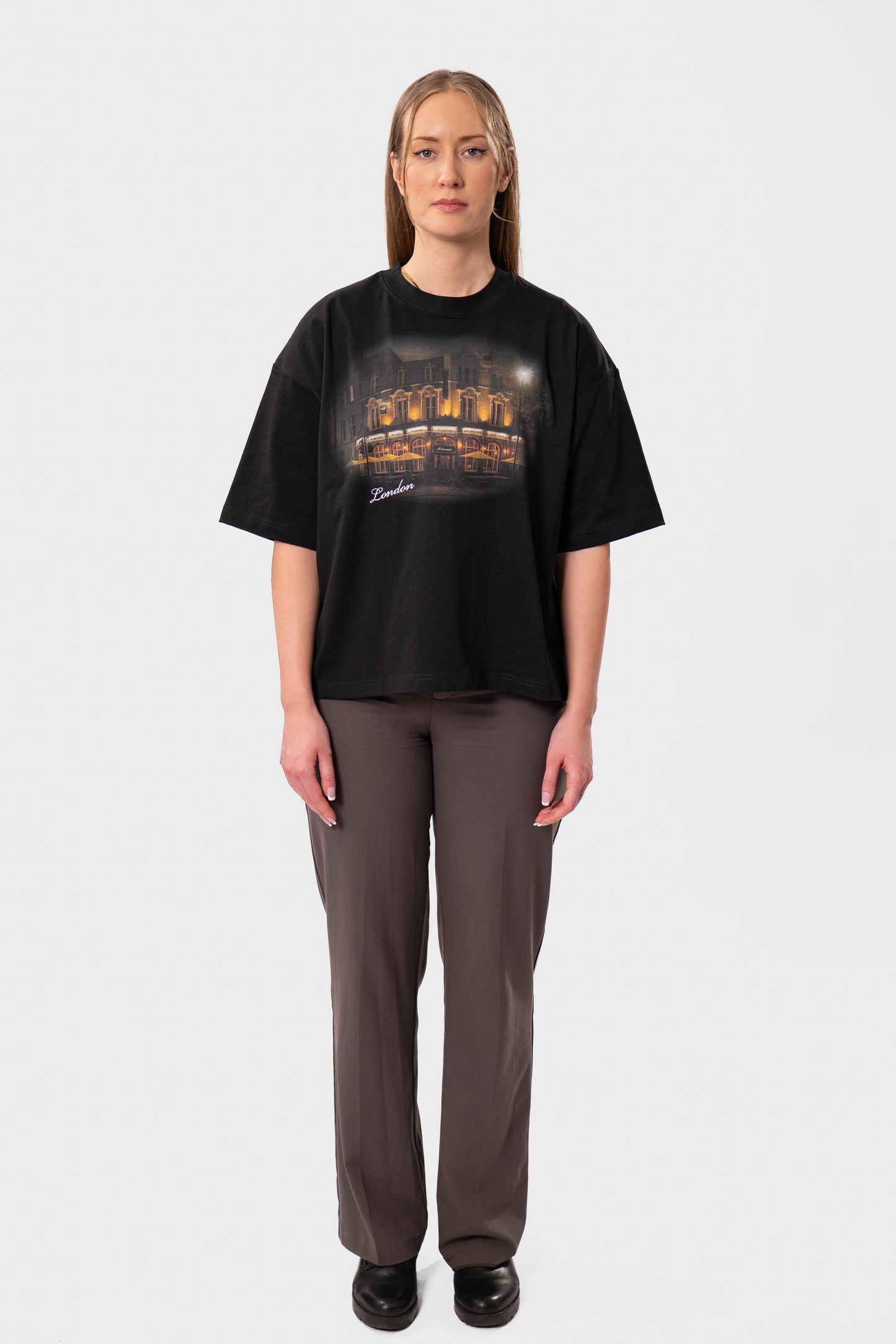 LONDON BOXED FIT T-SHIRT BLACK (UNISEX)